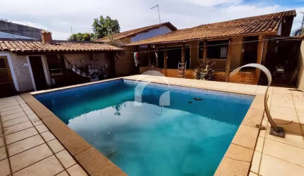 Casa com 4 quartos com piscina na Serra-ES