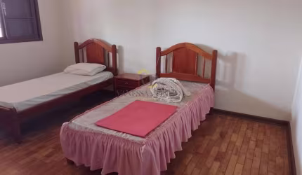 Chácara para Venda em Atibaia, Vila Esperança, 2 dormitórios, 1 banheiro, 4 vagas