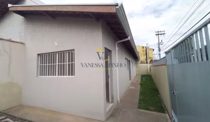 Casa para Venda em Atibaia, Jardim Imperial, 2 dormitórios, 2 banheiros, 2 vagas