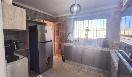 Casa para Venda em Atibaia, Nova Atibaia, 2 dormitórios, 2 suítes, 3 banheiros, 2 vagas