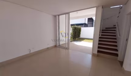 Casa para Locação em Atibaia, Loteamento Jardim Morumbi, 3 dormitórios, 1 suíte, 2 banheiros, 3 vagas
