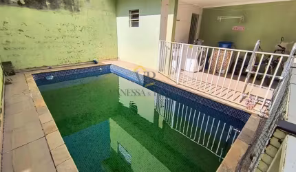 Casa para Venda em Atibaia, Nova Atibaia, 2 dormitórios, 1 suíte, 2 banheiros, 2 vagas