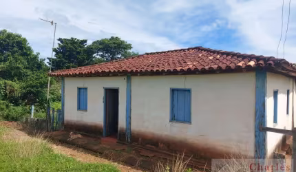 Chácara para Venda em Bela Vista de Goiás, Zona  Rural, 3 dormitórios, 1 banheiro, 1 vaga