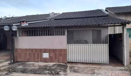 Casa para Venda em Goiânia, Residencial Forteville, 2 dormitórios, 1 banheiro, 2 vagas