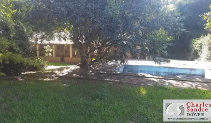 Casa para Venda em Goiânia, Residencial Aruanã, 3 dormitórios, 2 suítes, 3 banheiros, 2 vagas