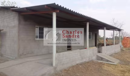 Chácara para Venda em Bela Vista de Goiás, Zona Rural, 2 dormitórios, 1 banheiro, 2 vagas