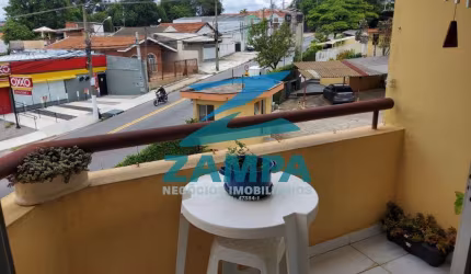 APARTAMENTO COM 2 QUARTOS E COZINHA COM PLANEJADOS, 1 VAGA COBERTA AO LADO DO TERMINAL COLÔNIA