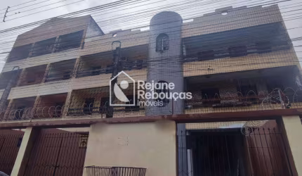 Casa Duplex à venda com 208 m², 05 quartos, 04 suítes e 06 banheiros no Rodolfo Teófilo - Fortaleza, Ceará