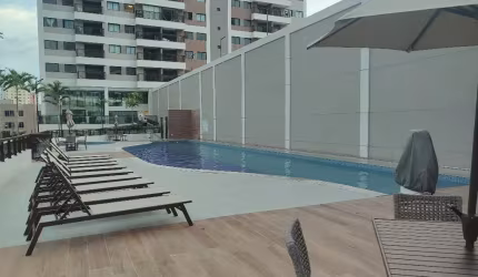 Apartamento novo e projetado com dois quartos e lazer completo.