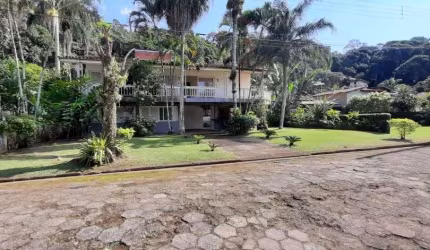 Casa com 5 dormitórios à venda, 247 m² por R$ 2.000.000,00 - Massaguaçu - Caraguatatuba/SP