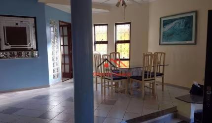 Casa com 5 dormitórios à venda, 234 m² por R$ 1.100.000,00 - Jardim Capricórnio - Caraguatatuba/SP