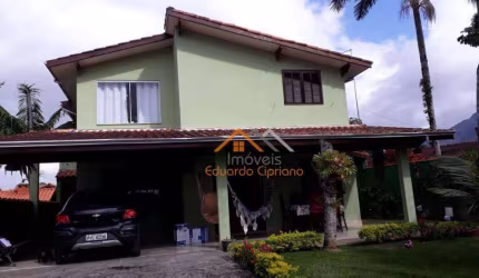Casa com 5 dormitórios à venda, 180 m² por R$ 1.100.000,00 - Massaguaçu - Caraguatatuba/SP