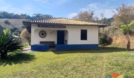 Sítio com 2 dormitórios à venda, 44606 m² por R$ 1.200.000,00 - Capim da Angola - Paraibuna/SP