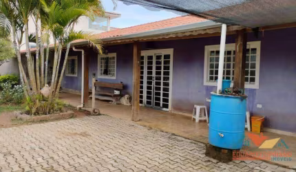Casa com 3 dormitórios à venda, 200 m² por R$ 460.000,00 - Rio Claro - Paraibuna/SP