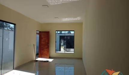 Casa com 2 dormitórios à venda, 64 m² por R$ 375.000,00 - Praia das Palmeiras - Caraguatatuba/SP