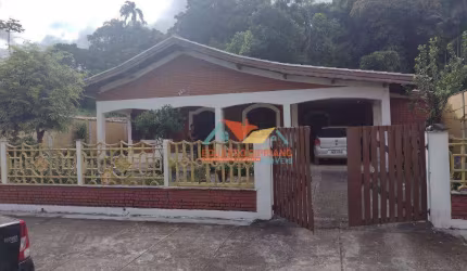 Casa com 2 dormitórios à venda, 158 m² por R$ 650.000,00 - Massaguaçu - Caraguatatuba/SP