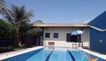 Casa com 3 dormitórios, 200 m² - venda por R$ 900.000,00 ou aluguel por R$ 5.500,00/mês - Porto Novo - Caraguatatuba/SP