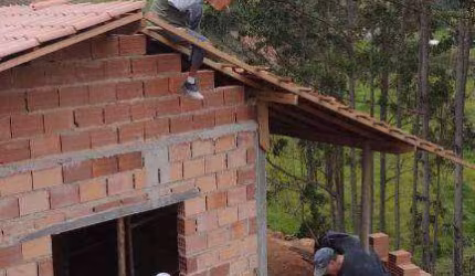 Casa com 1 dormitório à venda, 75 m² por R$ 100.000,00 - Rio Claro - Paraibuna/SP