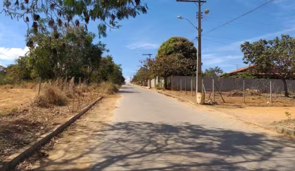 Terreno à venda no Centro, Jaboticatubas  por R$ 420.000