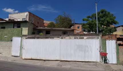 Casa com 3 quartos à venda na Rua Honório Ciriaco, Jardim dos Comerciários (Venda Nova), Belo Horizonte por R$ 280.000
