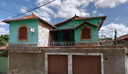 Casa com 2 quartos à venda na Rua Geraldo Castro Guimarães, Mantiqueira, Belo Horizonte por R$ 520.000