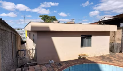 Casa com 3 quartos à venda na Rua Augusto dos Anjos, Santa Mônica, Belo Horizonte por R$ 1.300.000