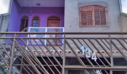 Casa com 3 quartos à venda na Rua Dom Aristides, Parque Xangri-Lá, Contagem por R$ 550.000