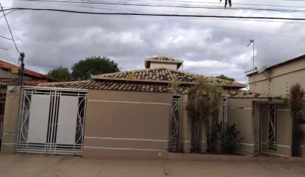Casa com 3 quartos à venda na Rua Edmar Colini Ferreira, Maria Helena, Belo Horizonte por R$ 795.000