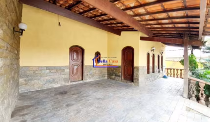 Casa com 3 quartos à venda na Rua Salto da Divisa, Jardim Leblon, Belo Horizonte por R$ 650.000