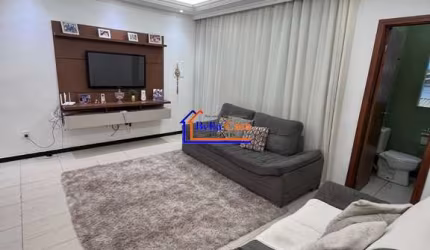 Casa com 3 quartos à venda na Rua dos Uaicás, Santa Mônica, Belo Horizonte por R$ 790.000