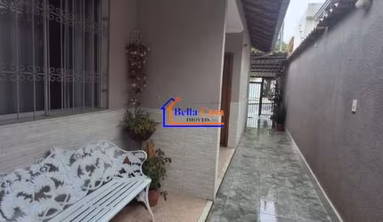 Casa com 2 quartos à venda na Rua João Maximiniano, Santa Mônica, Belo Horizonte por R$ 375.000