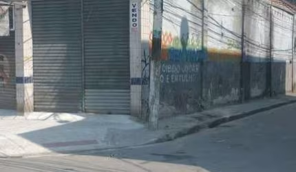 Vende-se galpão no Paquetá por R$ 370.000,00