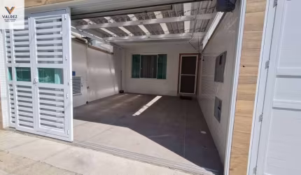 Vende-se casa sobreposta térrea de 3 dormitórios no bairro da Aparecida/Santos