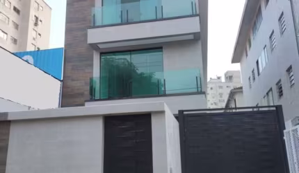 Vende-se Sobrado Duplex de 2 dormitórios/ Piscina/ Campo Grande