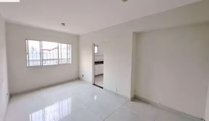 Vende-se ou aluga-se apartamento de 2 dormitórios/ Vila Belmiro/ Santos/SP