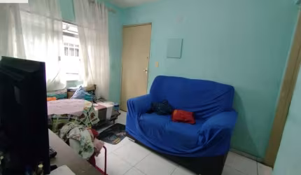 Vende-se apartamento de  1 dormitório/ BNH/ Aparecida/ Santos