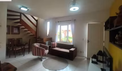 Vende-se casa de 3 dormitórios em Villagio/Centro Bertioga