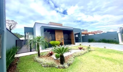 Casa de condomínio com 4 quartos, 220m², à venda em Caraguatatuba, Mar Verde