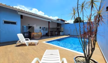 Casa com 3 quartos, 208m², à venda em Caraguatatuba, Balneário Copacabana