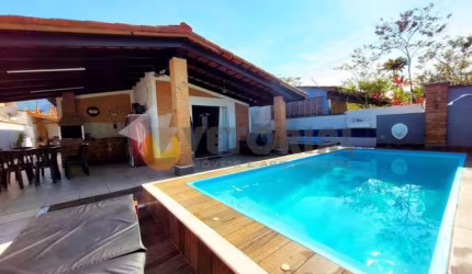Casa à venda em Caraguatatuba, Getuba, com 3 quartos, 155m²