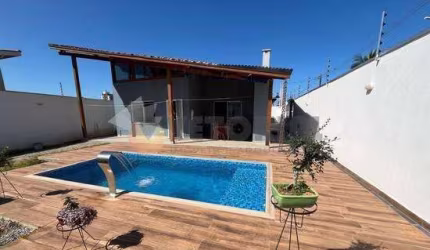 Casa com 3 quartos, 281m², à venda em Caraguatatuba, Jardim do Sol