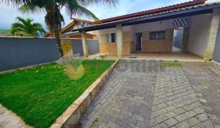 Casa à venda em Caraguatatuba, Balneário Gardem Mar, com 2 quartos, 117m²