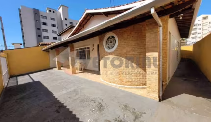 Casa à venda em Caraguatatuba, Indaiá, com 3 quartos, 180m²