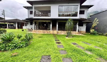 Apartamento com 3 quartos, 102m², à venda em Caraguatatuba, Cidade Jardim