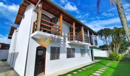 Sobrado à venda em Caraguatatuba, Martim de Sá, com 2 quartos, 70m²