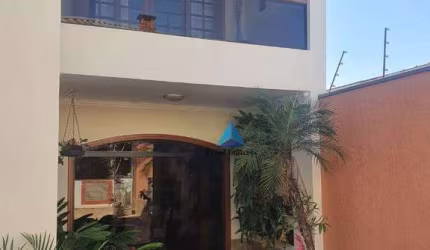 Casa com 3 dormitórios à venda, 500 m² por R$ 2.000.000,00 - Jardim São Francisco - Santa Bárbara D'Oeste/SP