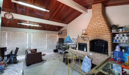 Casa com 3 dormitórios à venda, 230 m² por R$ 850.000,00 - Parque Nova Carioba - Americana/SP