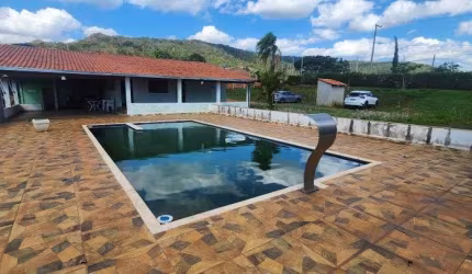 Linda Chacara próximo a Sorocaba