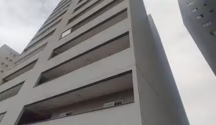 Apartamento para venda possui 90 metros quadrados com 3 quartos