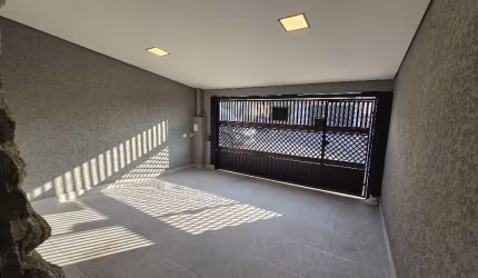 Linda Casa Térrea no Éden
